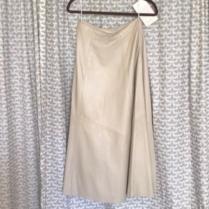 Vakko leather a line skirt